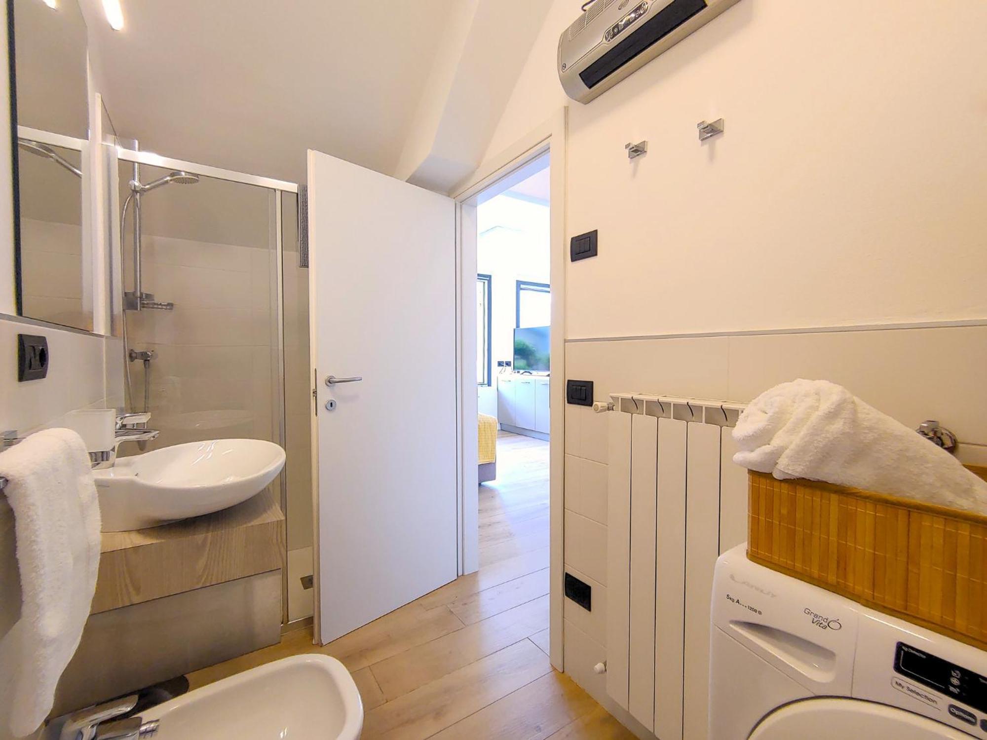 Dascio Emotion Ferienwohnung Mit Terrasse Am See 외부 사진