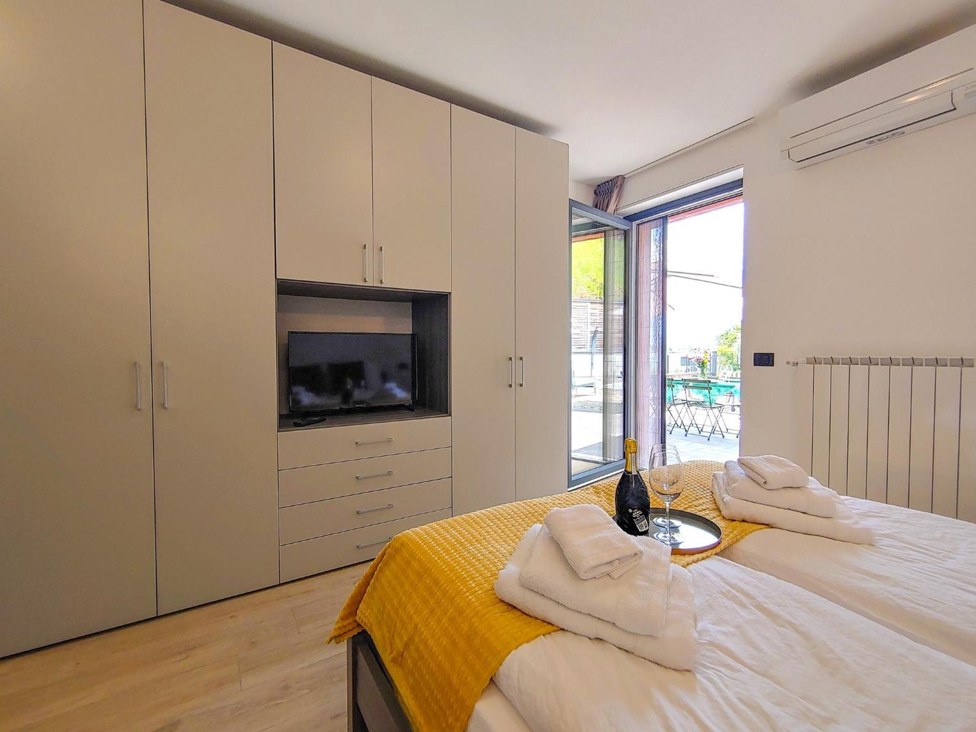 Dascio Emotion Ferienwohnung Mit Terrasse Am See 외부 사진