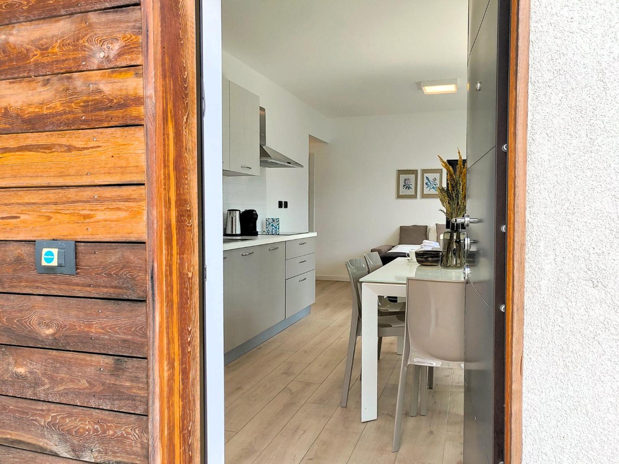 Dascio Emotion Ferienwohnung Mit Terrasse Am See 외부 사진